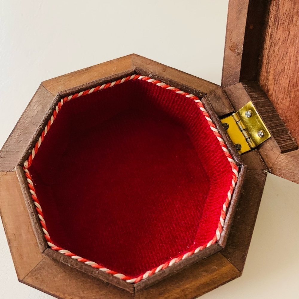 Wooden box - Picture 5 of 8